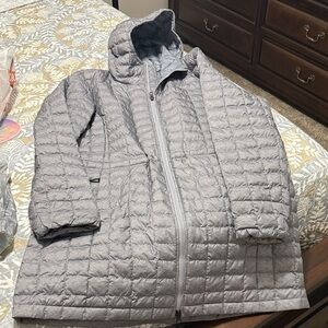 The North Face Women's Gray Quilted Puffer Jacket